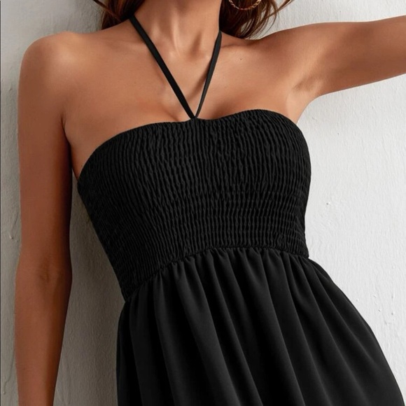 Boho shirred ruffle hem halter maxi dress - Picture 4 of 5